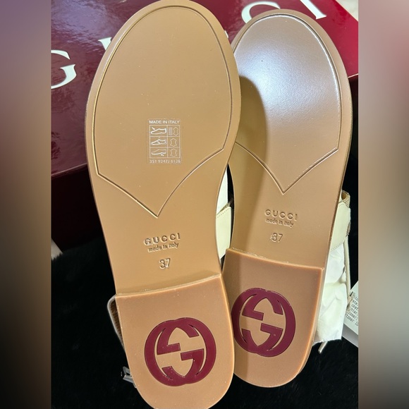 Gucci Beige Leather Slingback Sandals with Signature Web and Gold GG - Picture 6 of 6